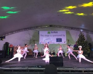 Farnham Lights Switch On 2019